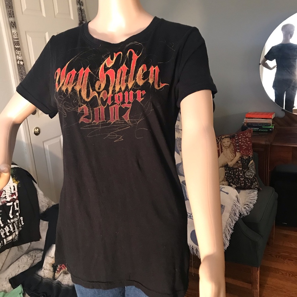 Van Halen concert shirt women’s large y2k 2007 grunge metal Authentic tour merch
